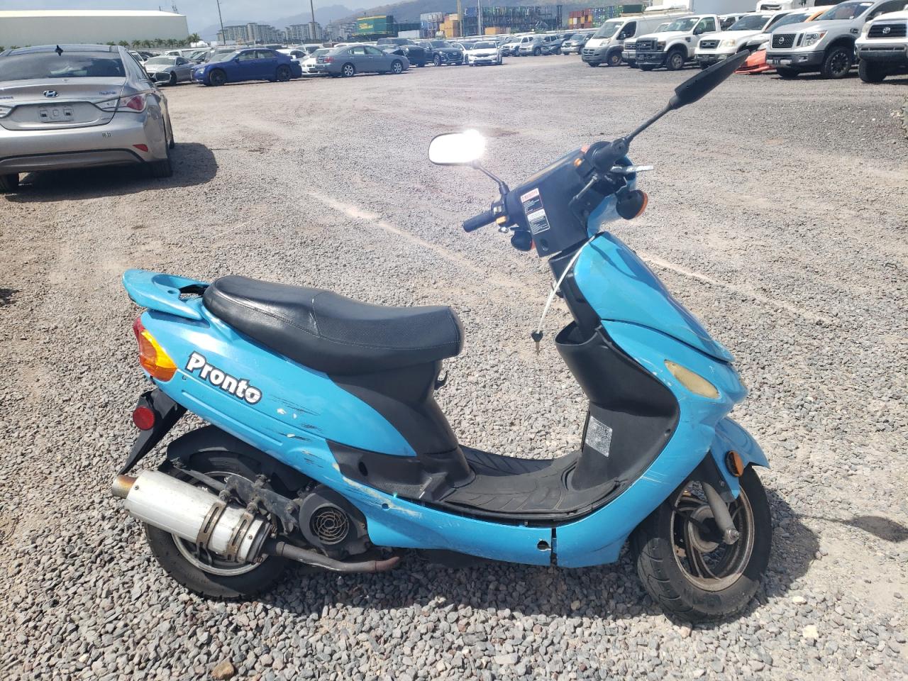 Zhon Moped Image 1