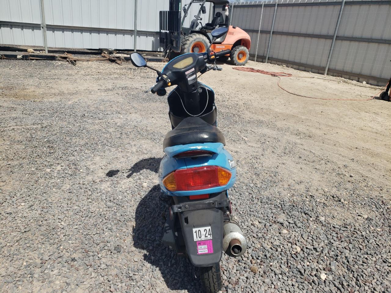 Zhon Moped Image 9