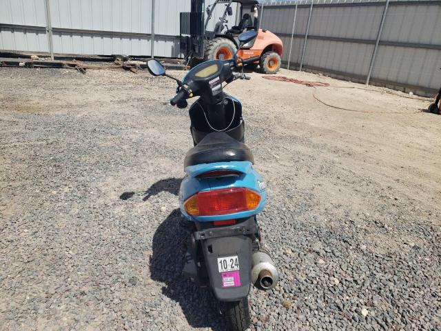 Zhon Moped Image 9
