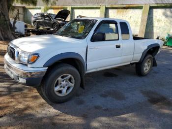  Salvage Toyota Tacoma