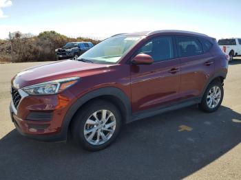  Salvage Hyundai TUCSON