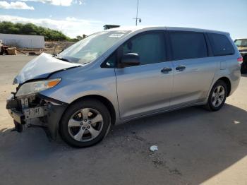  Salvage Toyota Sienna