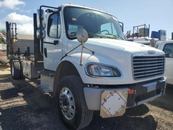  Salvage Freightliner M2 106 Med