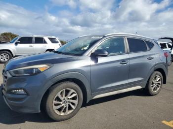  Salvage Hyundai TUCSON