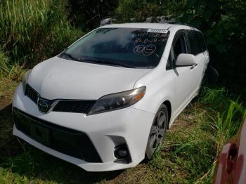  Salvage Toyota Sienna