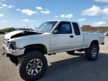  Salvage Toyota Pickup