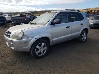  Salvage Hyundai TUCSON