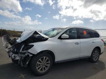  Salvage Nissan Pathfinder