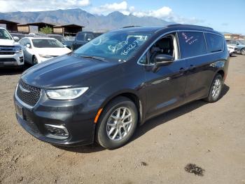  Salvage Chrysler Pacifica