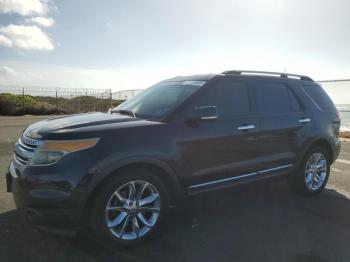  Salvage Ford Explorer