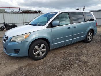  Salvage Volkswagen Routan