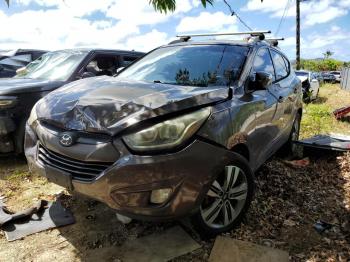  Salvage Hyundai TUCSON