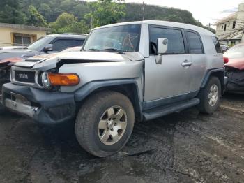  Salvage Toyota FJ Cruiser