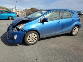  Salvage Toyota Prius