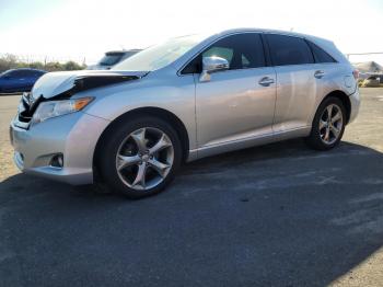  Salvage Toyota Venza