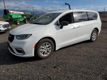  Salvage Chrysler Pacifica