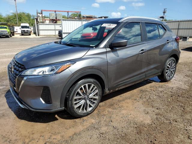  Salvage Nissan Kicks