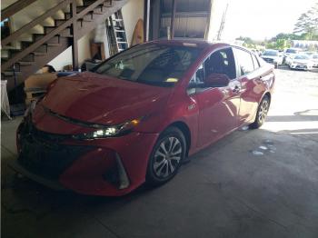 Salvage Toyota Prius