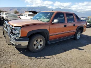  Salvage Chevrolet Avalanche
