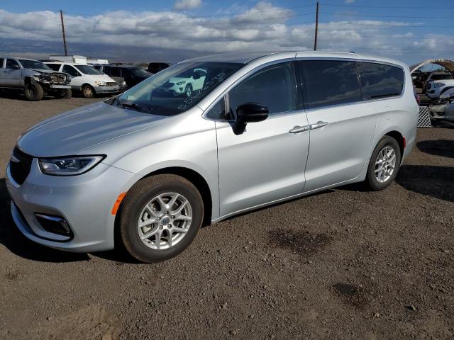  Salvage Chrysler Pacifica