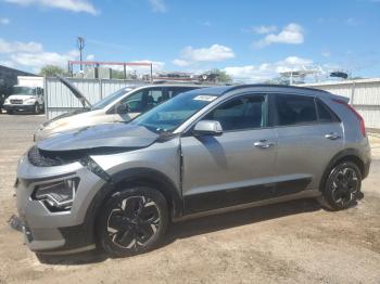  Salvage Kia Niro