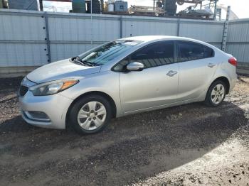  Salvage Kia Forte