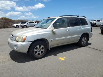  Salvage Toyota Highlander
