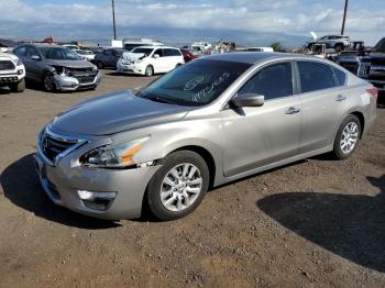  Salvage Nissan Altima