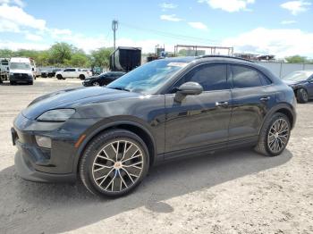  Salvage Porsche Macan