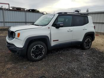  Salvage Jeep Renegade