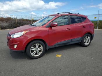  Salvage Hyundai TUCSON