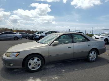  Salvage Lexus Es
