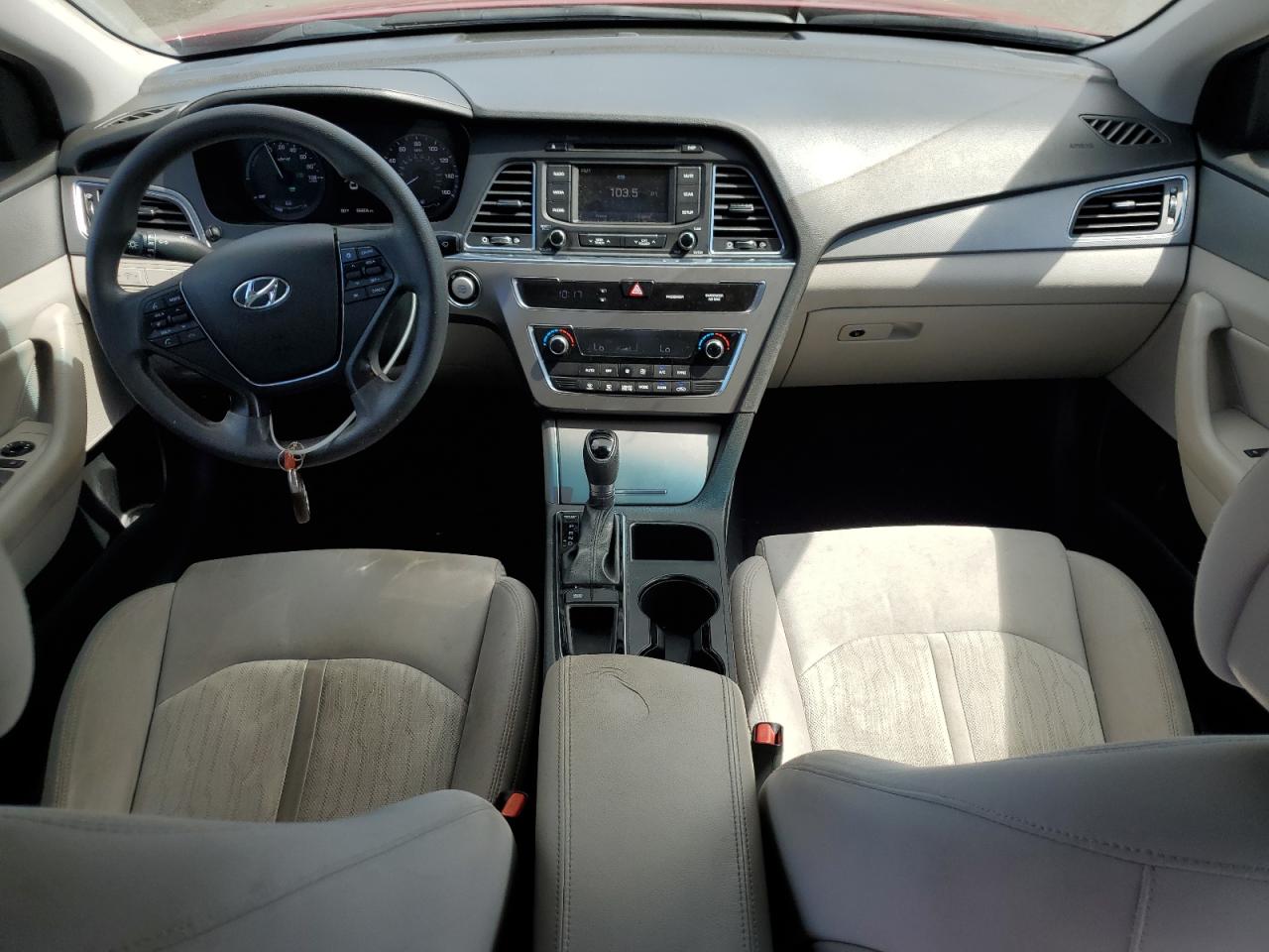 Hyundai SONATA Hybrid Image 7