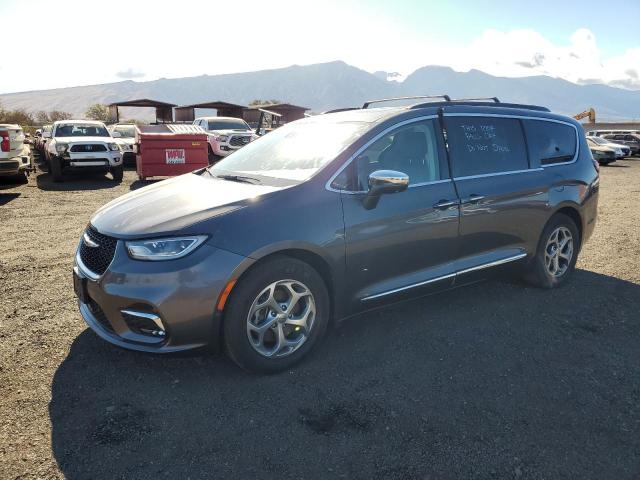  Salvage Chrysler Pacifica