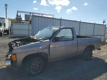 Salvage Nissan D21