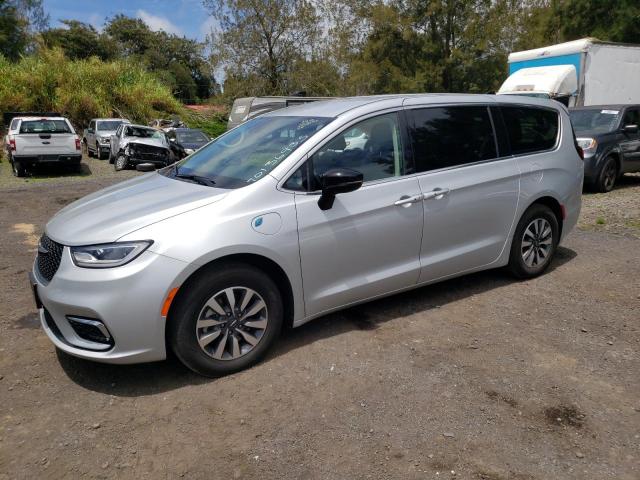  Salvage Chrysler Pacifica