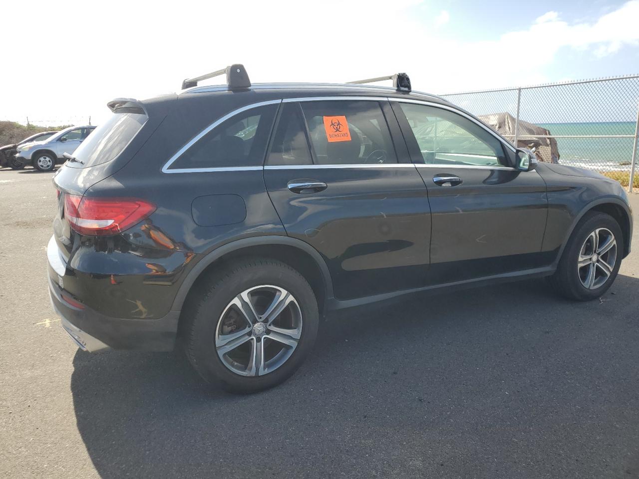 Mercedes-Benz GLC 300 Image 4