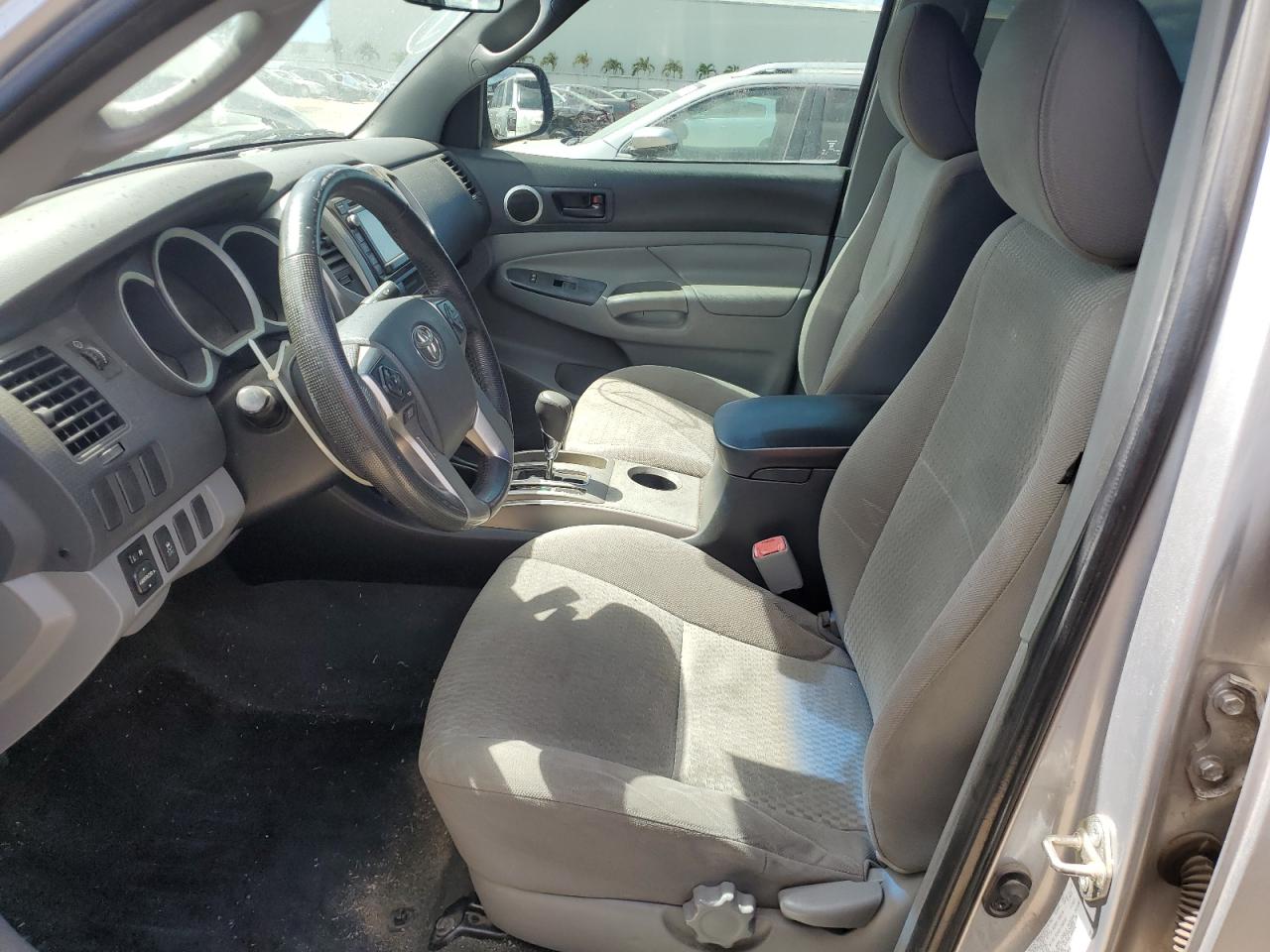 Toyota Tacoma Double Cab Prerunner Image 5