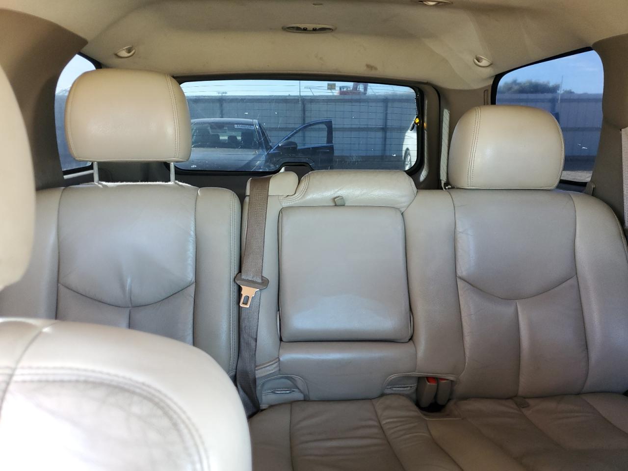 Chevrolet Tahoe K1500 Image 5