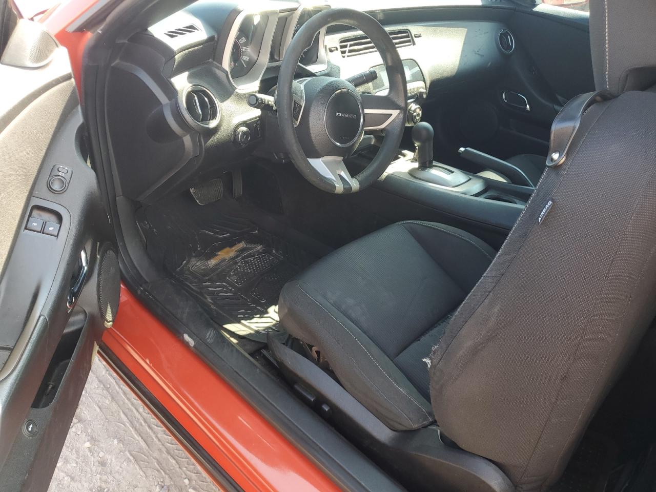 Chevrolet Camaro Lt Image 8