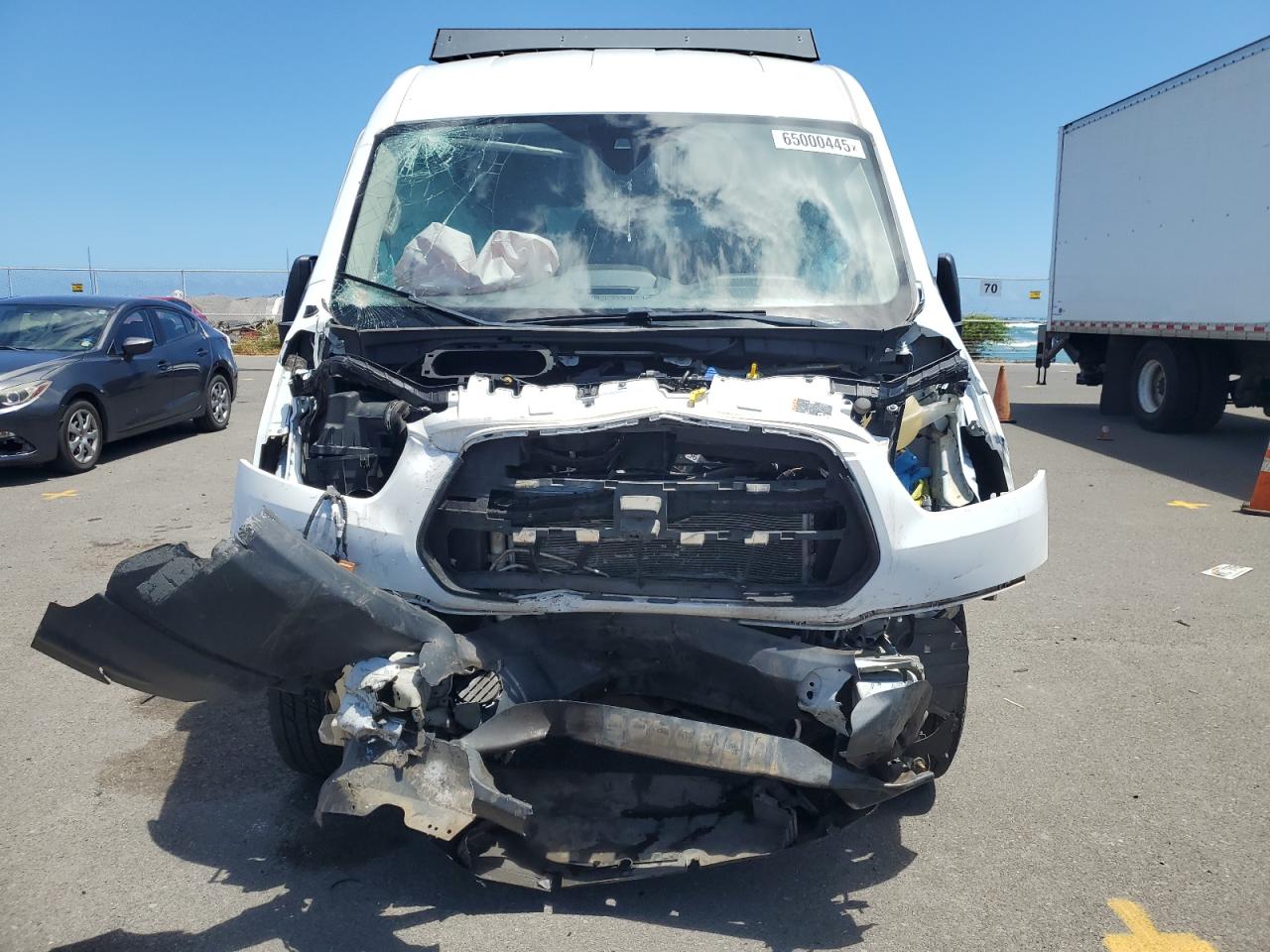 Ford Transit T-250 Image 3