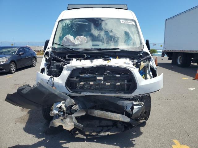 Ford Transit T-250 Image 3