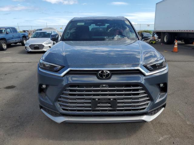 Toyota Grand High Limited Image 10