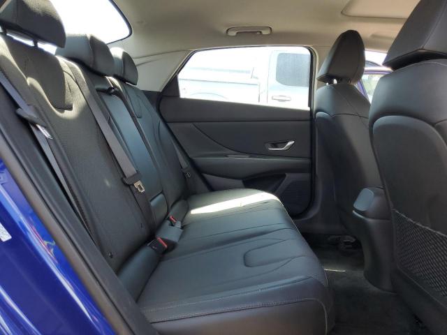 Hyundai ELANTRA Limited Image 11