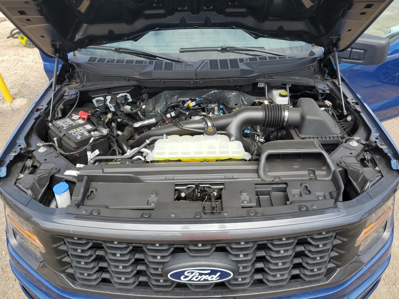 Ford F-150 Stx Image 10