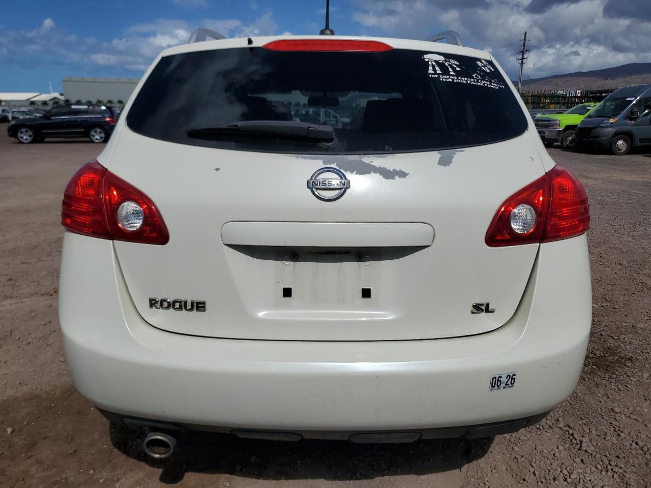 Nissan Rogue S Image 4