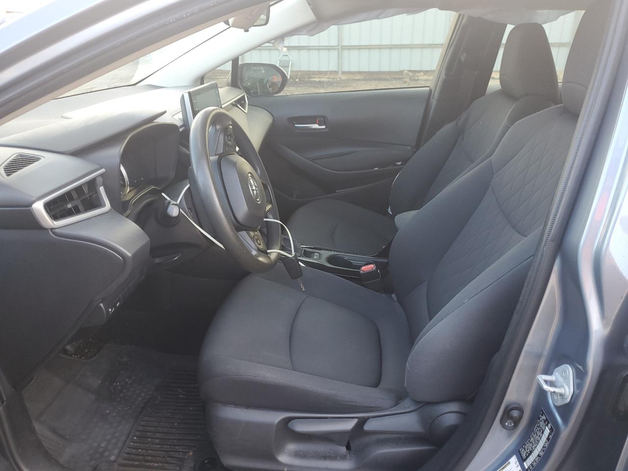 Toyota Corolla Le Image 3