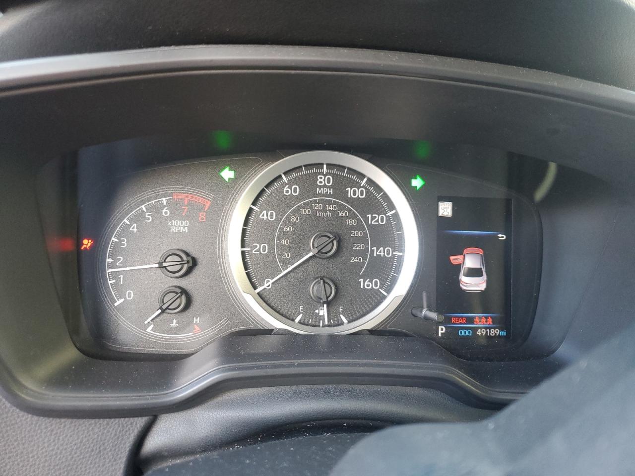 Toyota Corolla Le Image 10