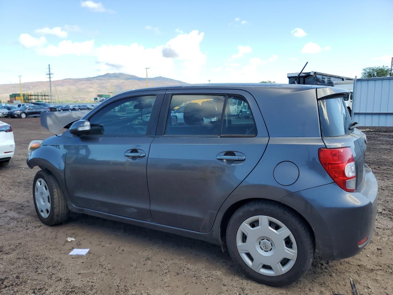 Toyota Scion Image 9