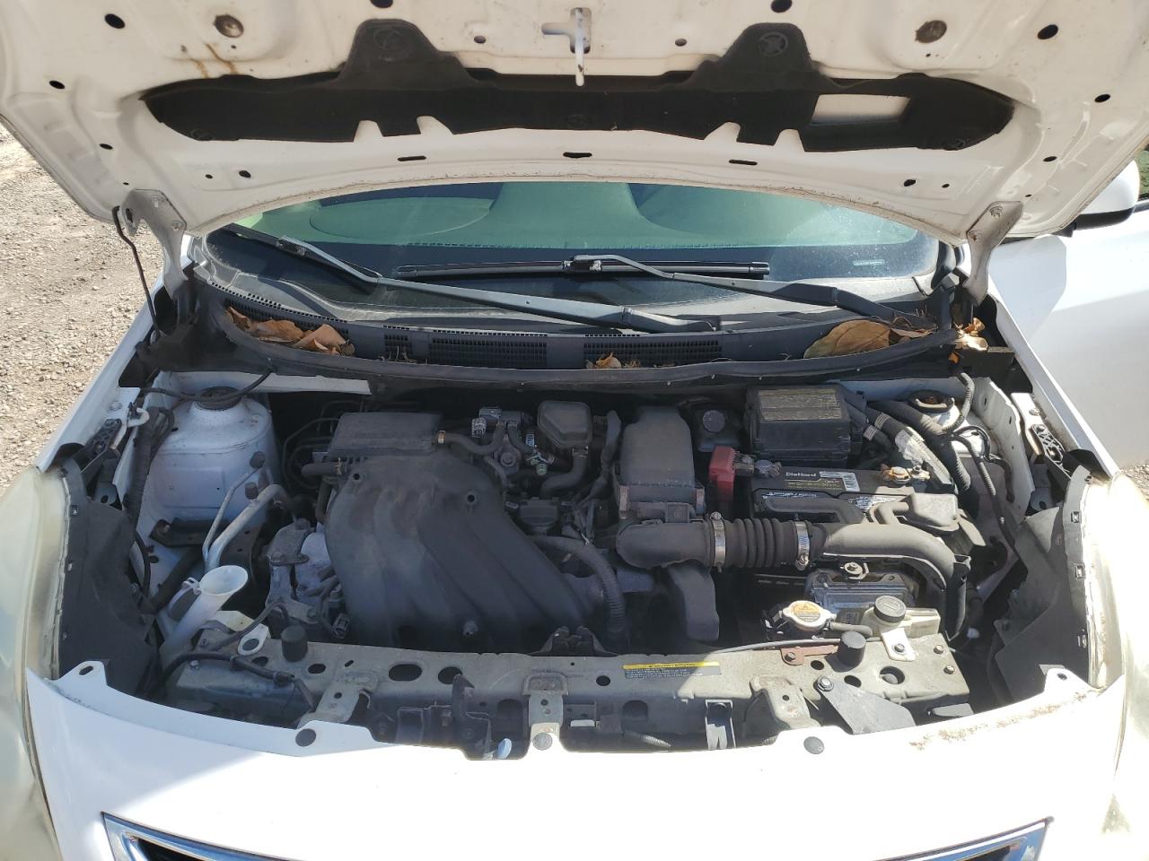 Nissan Versa S Image 10